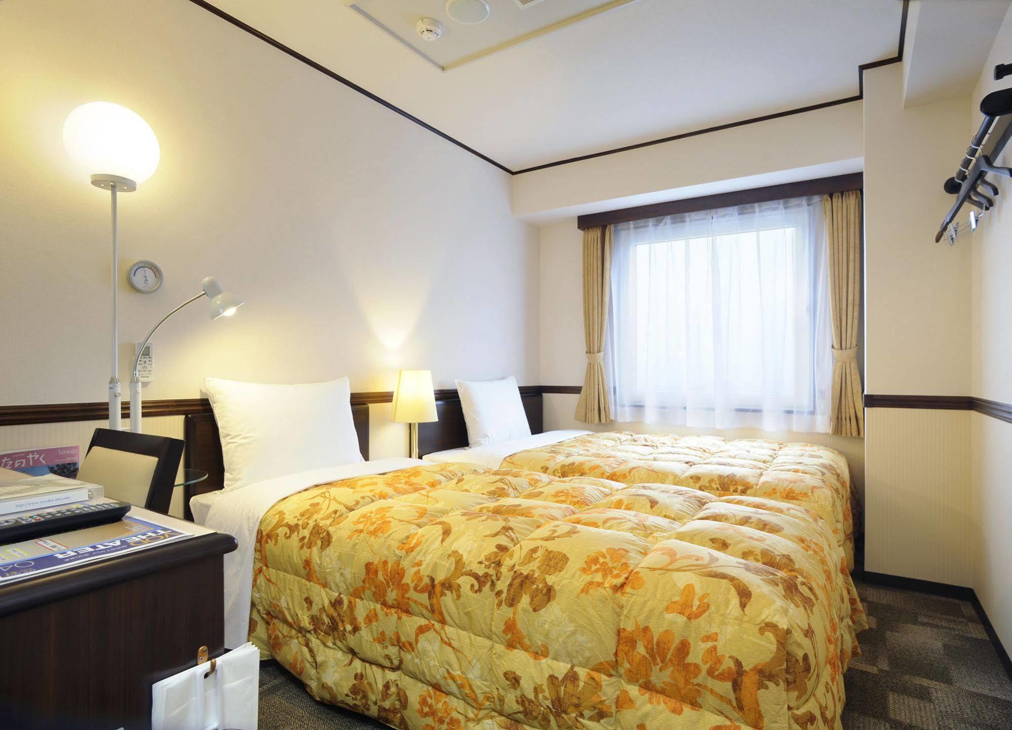 Toyoko Inn Kokura-Eki Minami-Guchi Kitakyushu Εξωτερικό φωτογραφία