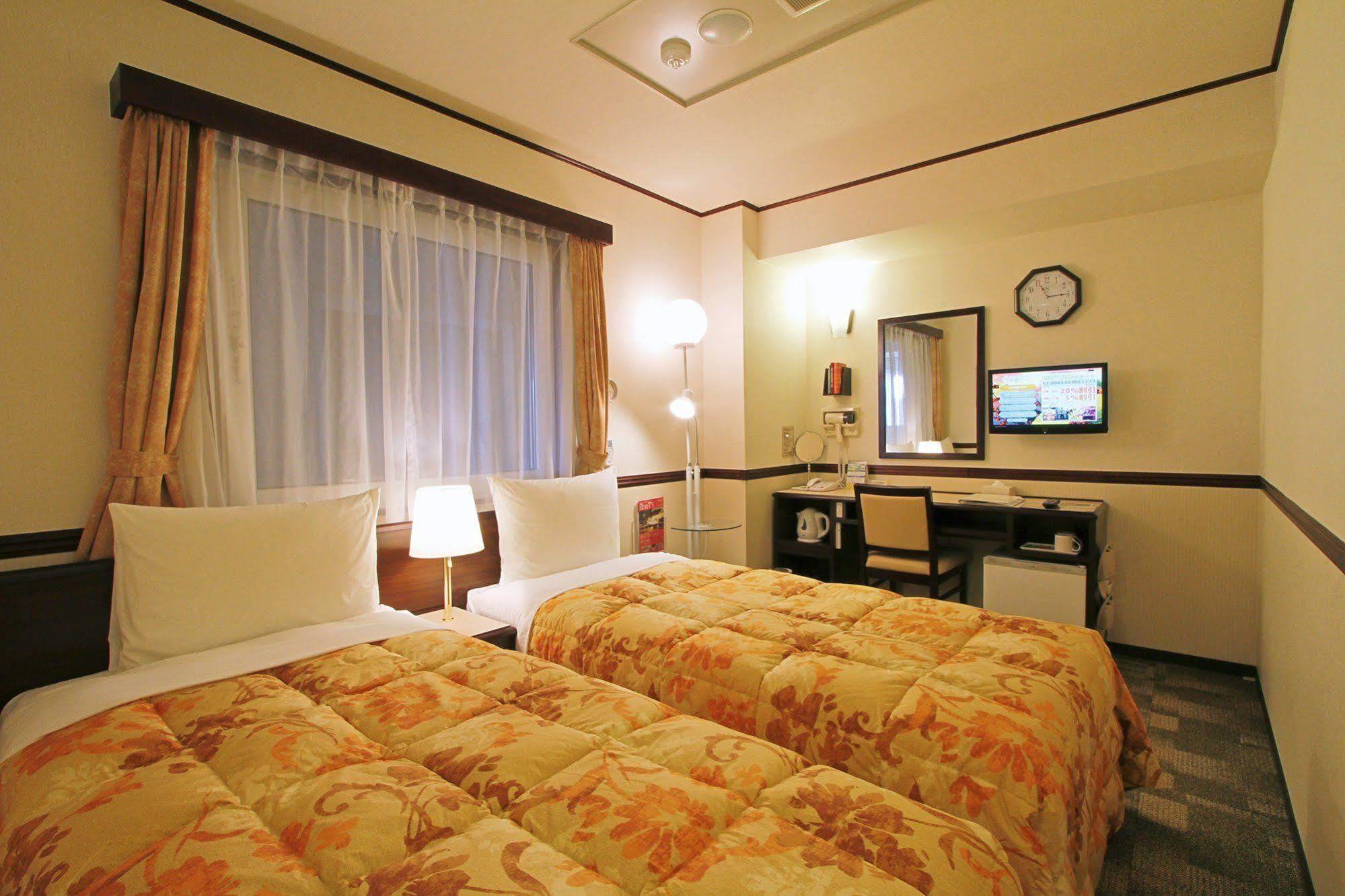 Toyoko Inn Kokura-Eki Minami-Guchi Kitakyushu Εξωτερικό φωτογραφία