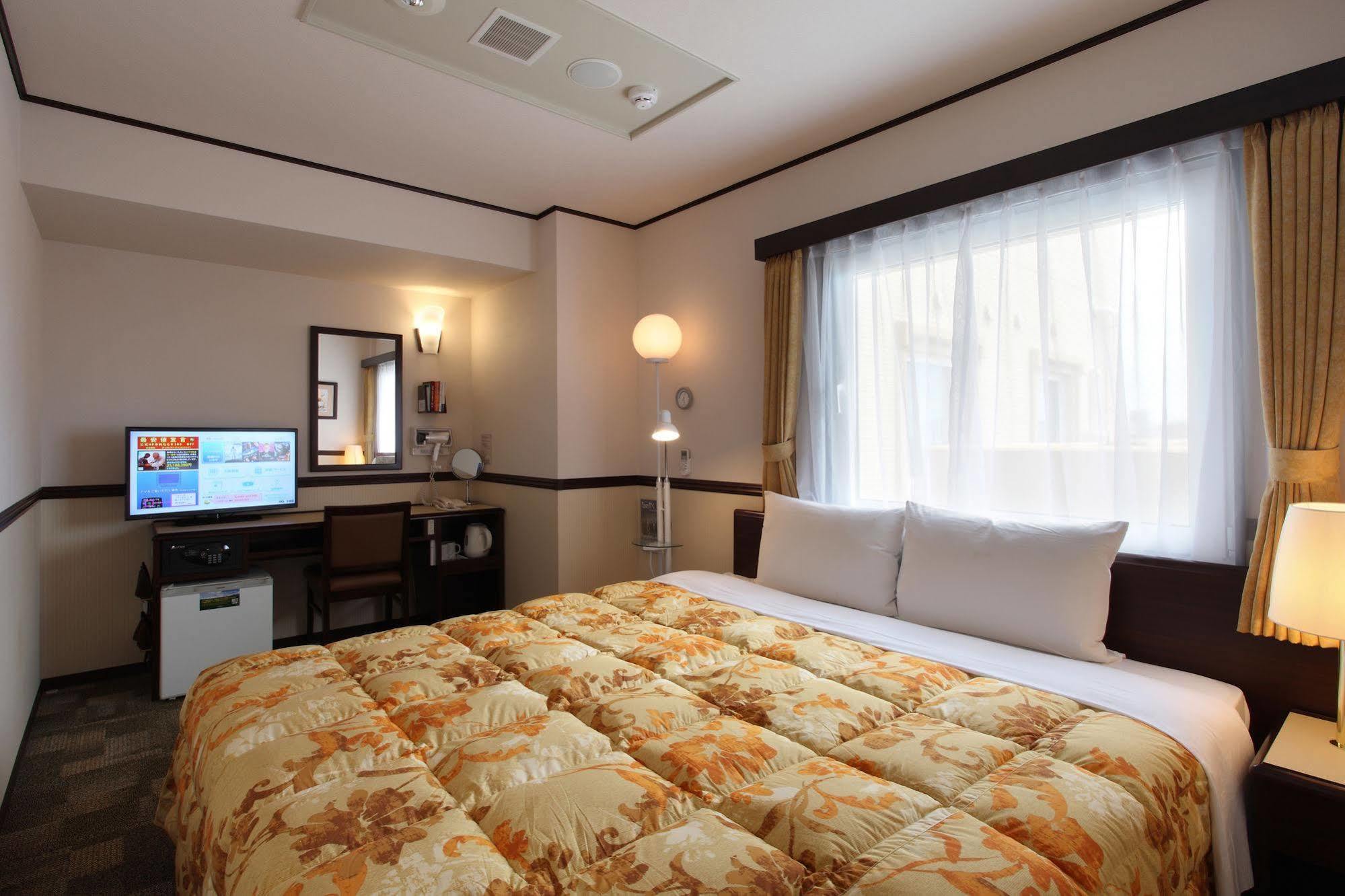 Toyoko Inn Kokura-Eki Minami-Guchi Kitakyushu Εξωτερικό φωτογραφία